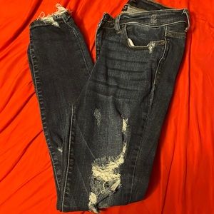 JUDY BLUE dark wash distressed skinny jeans. SIZE 9/29